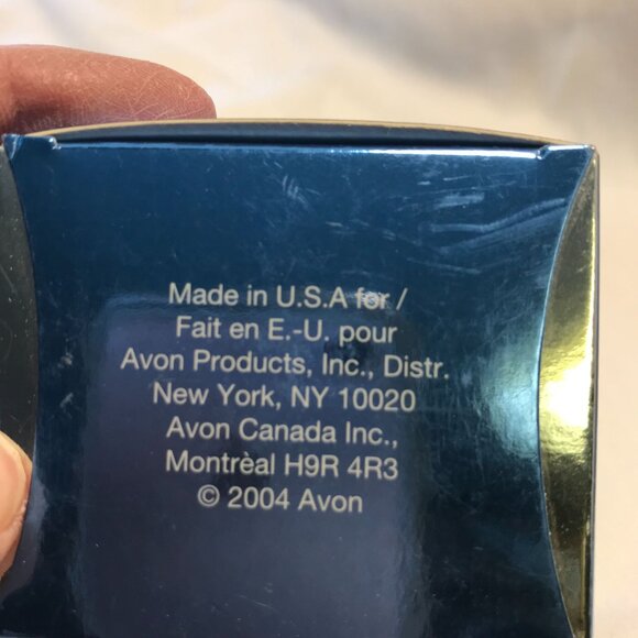 10K Diamond Accent Initial Pendant "L" In Velvet Box By Avon - Picture 4 of 15